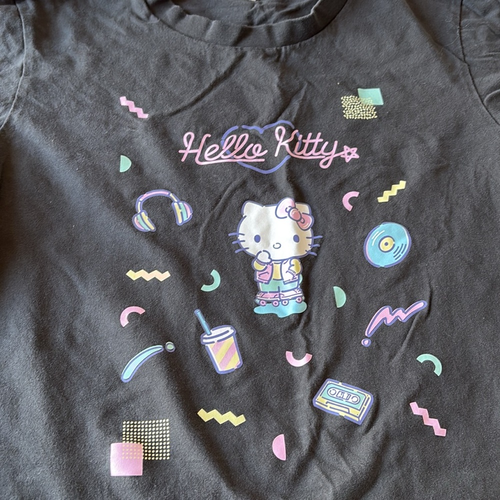 Uniqlo Hello Kitty women’s Graphic T-Shirt - Black